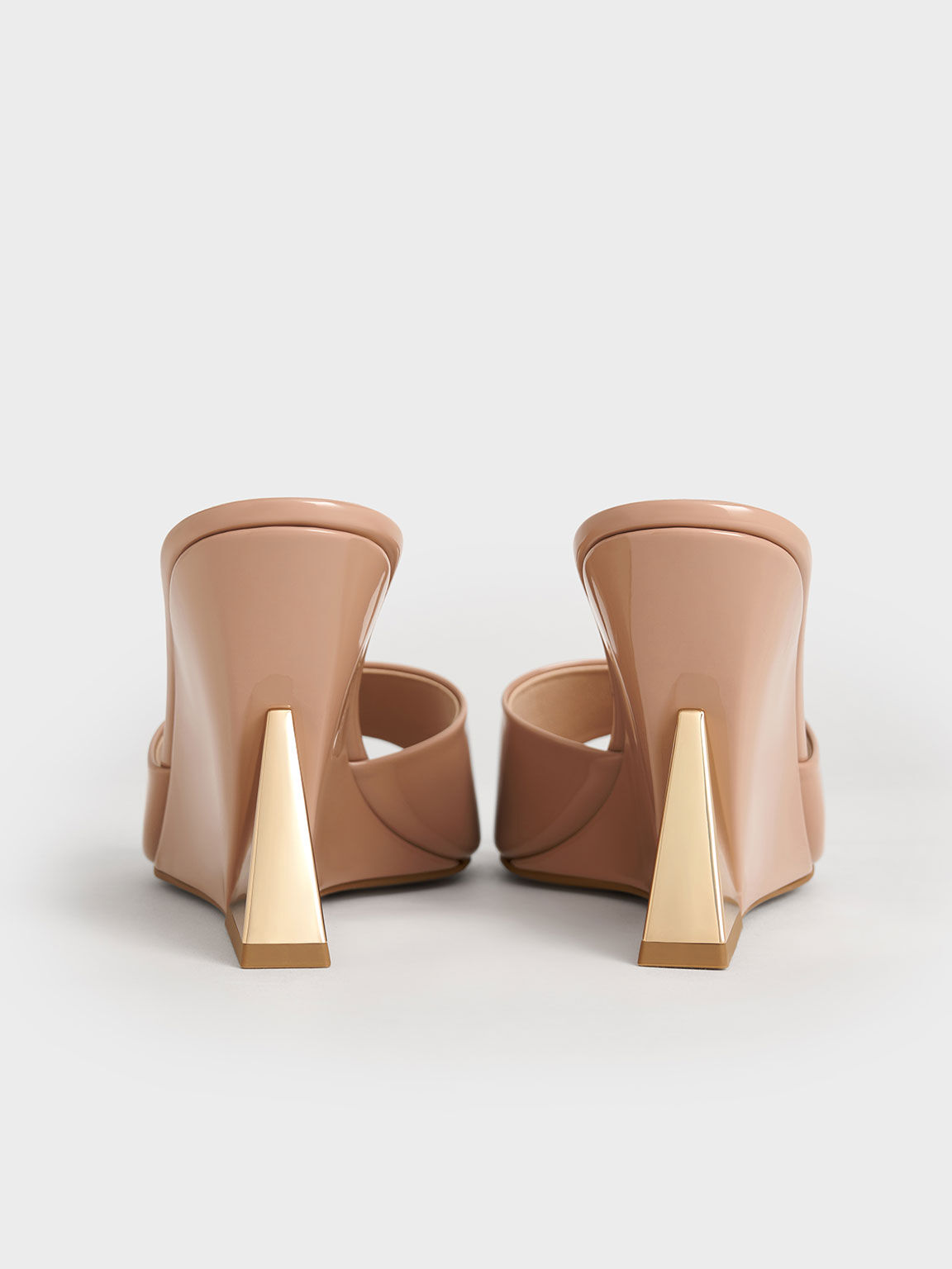 Giày mules đế xuồng Patent Triangle-Heel, Nude, hi-res